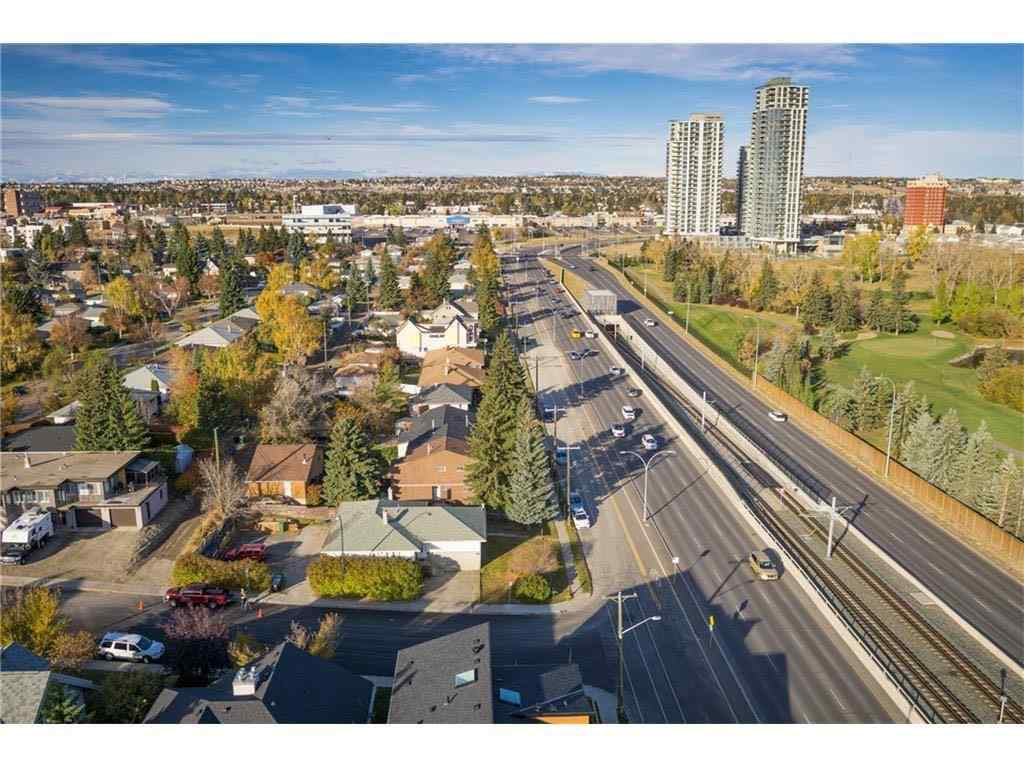 MLS® A2248524 - 2985 12 Avenue SW in Shaganappi Calgary, Residential