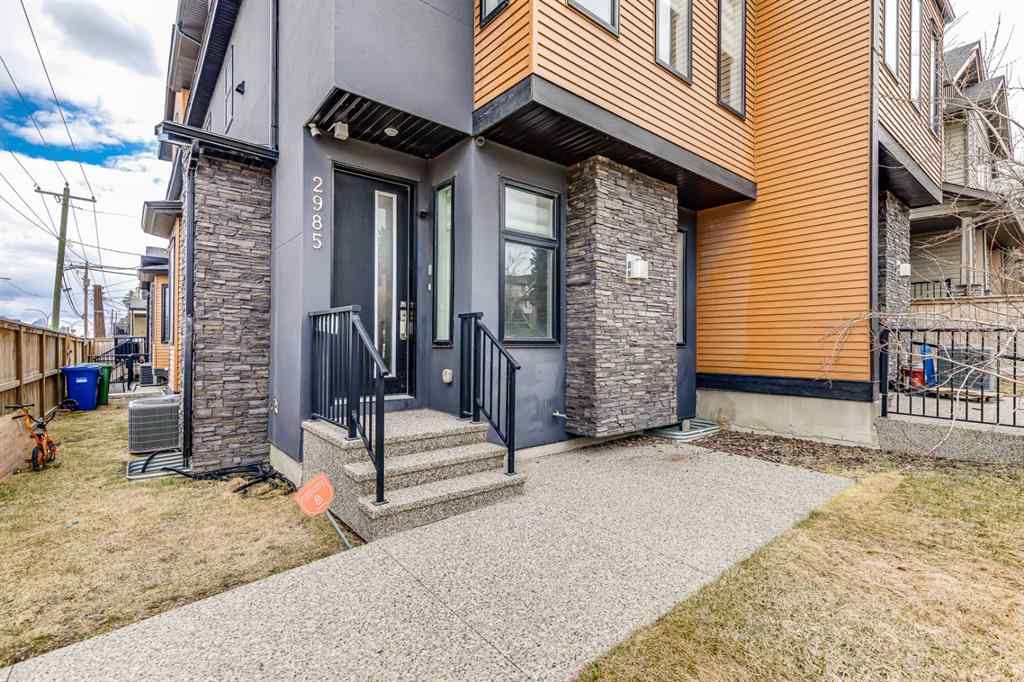 MLS® A2248524 - 2985 12 Avenue SW in Shaganappi Calgary, Residential
