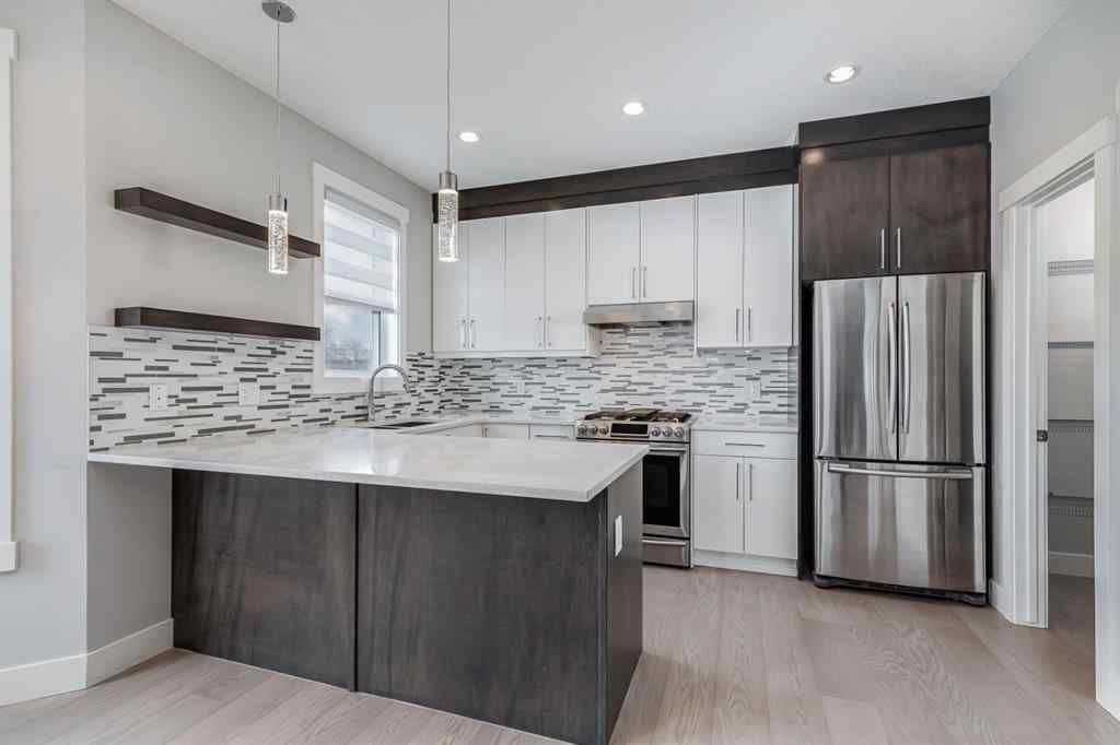 MLS® A2248524 - 2985 12 Avenue SW in Shaganappi Calgary, Residential
