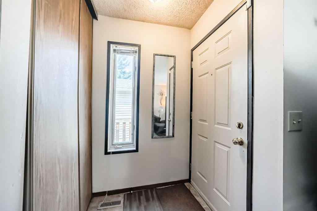 MLS® A2248526 - 27 Martinview Crescent NE in Martindale Calgary, Residential