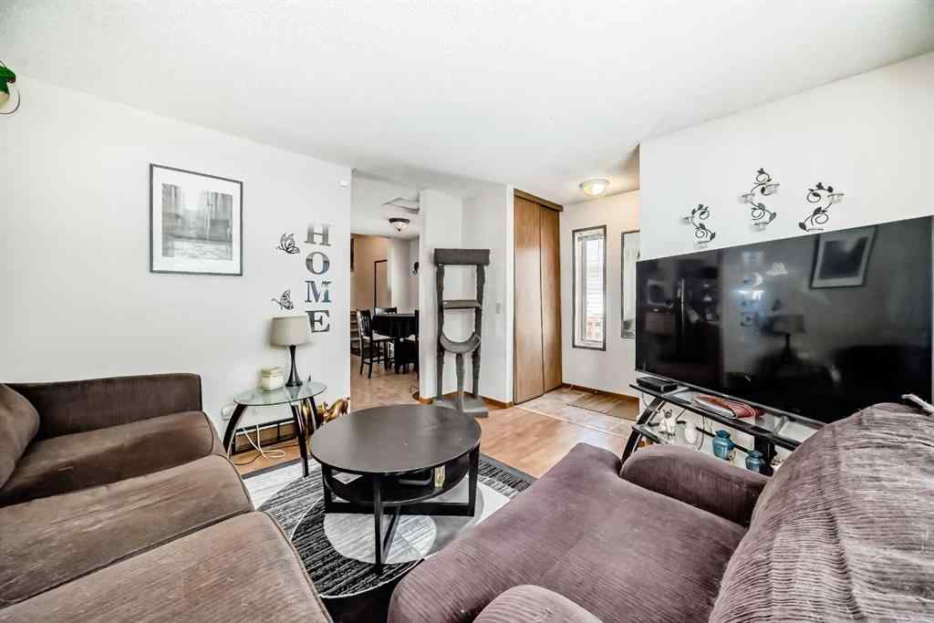 MLS® A2248526 - 27 Martinview Crescent NE in Martindale Calgary, Residential