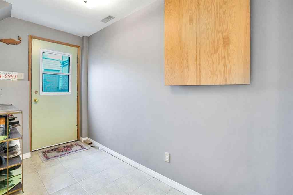 MLS® A2248532 - 6908 Coach Hill Road SW in Coach Hill Calgary, Residential