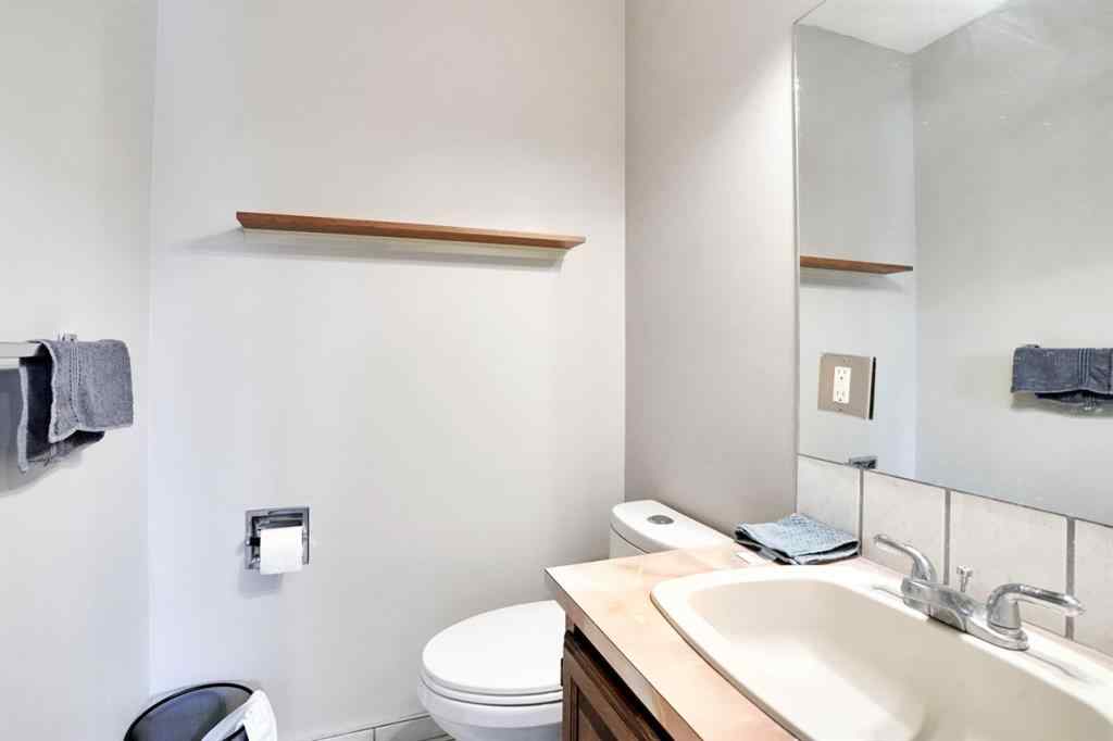 MLS® A2248532 - 6908 Coach Hill Road SW in Coach Hill Calgary, Residential