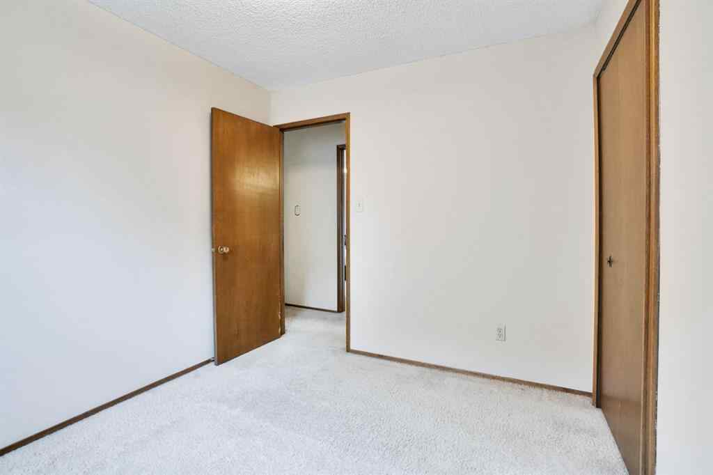 MLS® A2248532 - 6908 Coach Hill Road SW in Coach Hill Calgary, Residential