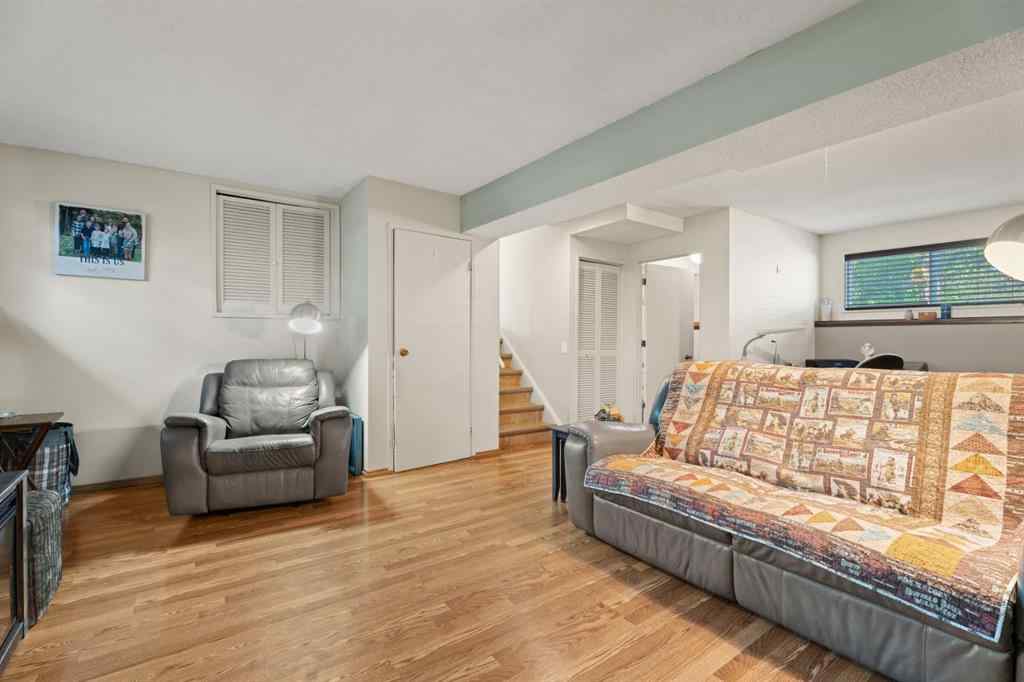 MLS® A2248535 - 111 Lynnbrook Bay SE in Ogden Calgary, Residential