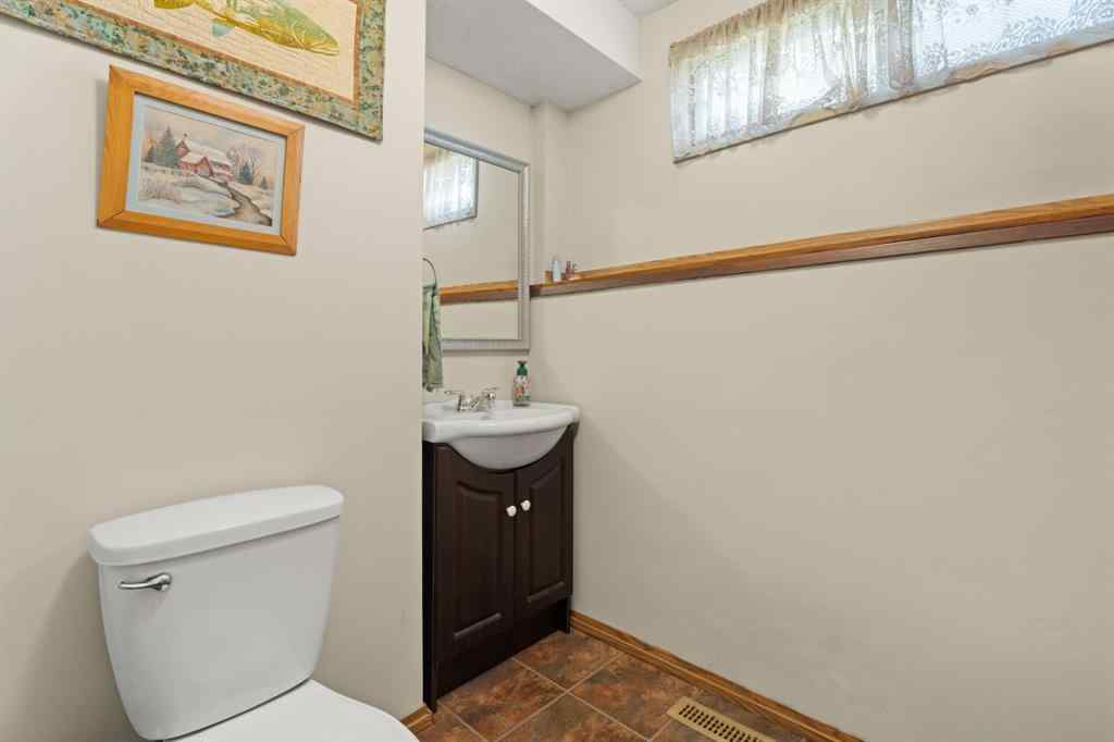 MLS® A2248535 - 111 Lynnbrook Bay SE in Ogden Calgary, Residential