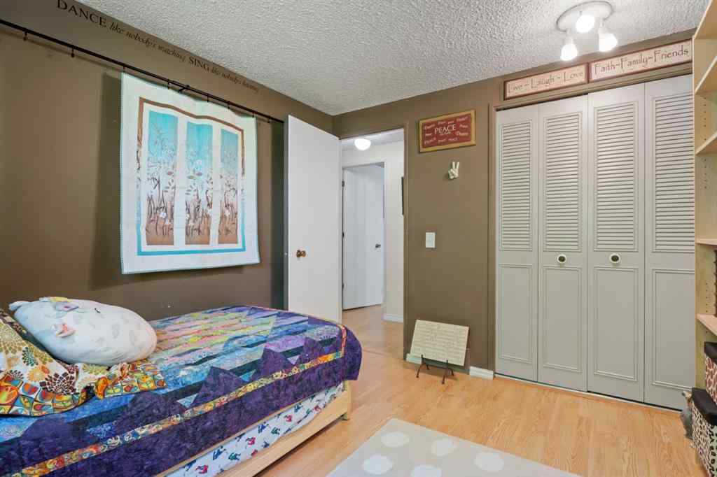 MLS® A2248535 - 111 Lynnbrook Bay SE in Ogden Calgary, Residential