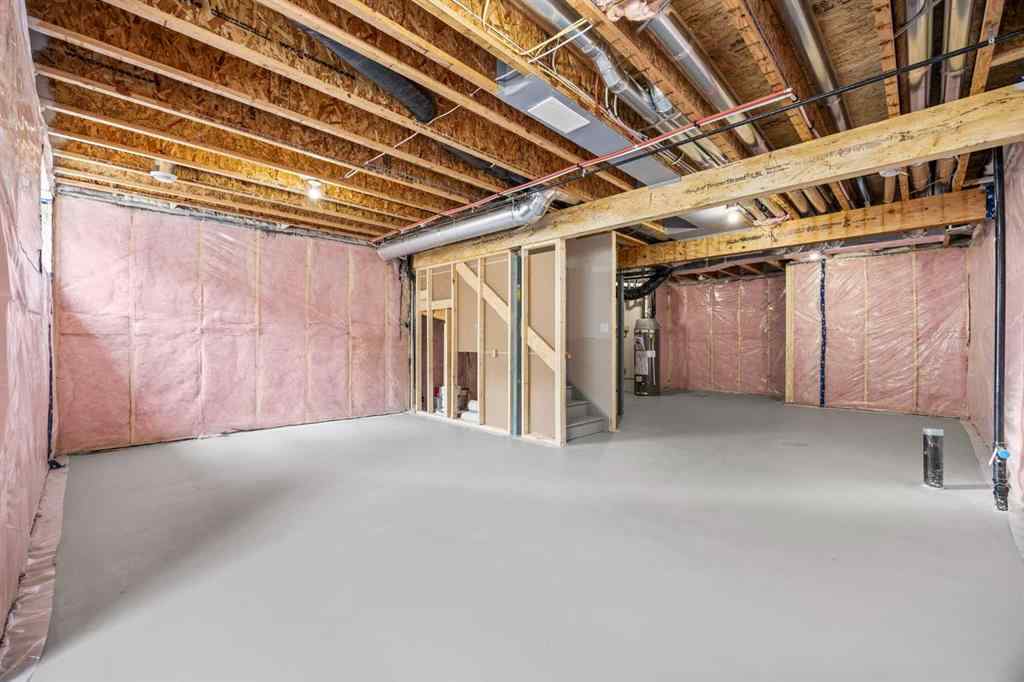 MLS® A2248539 - 137 Creekstone Landing SW in Pine Creek Calgary, Residential