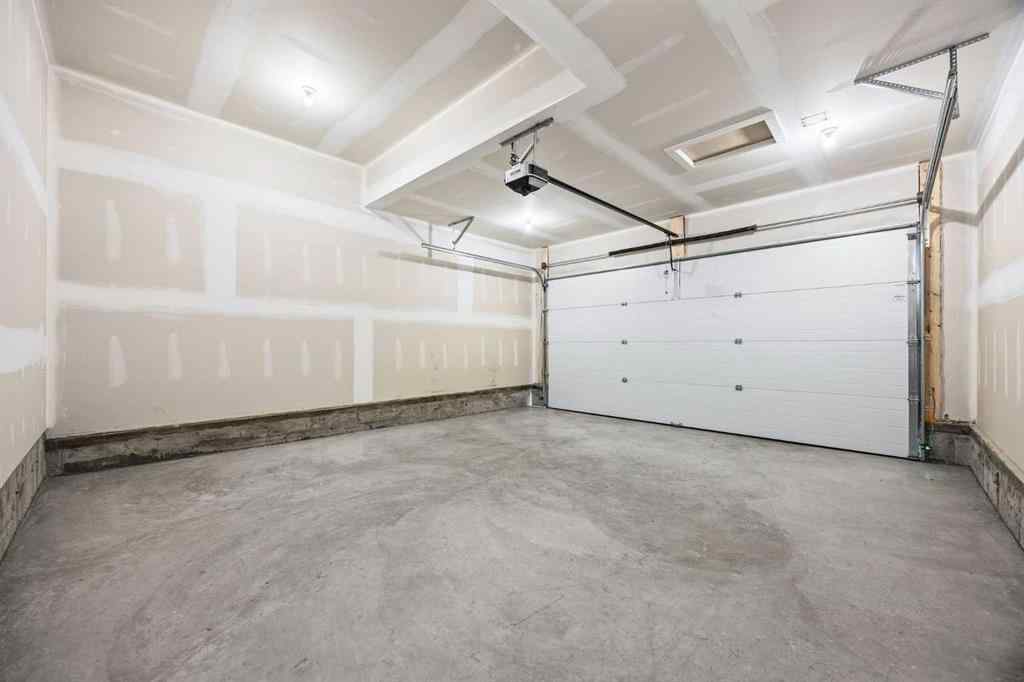 MLS® A2248539 - 137 Creekstone Landing SW in Pine Creek Calgary, Residential
