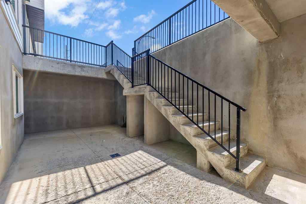 MLS® A2248543 - 121 Panatella Square NW in Panorama Hills Calgary, Residential
