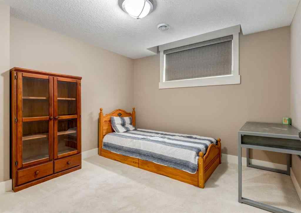 MLS® A2248548 - 72 Rockcliff Grove NW in Rocky Ridge Calgary, Residential