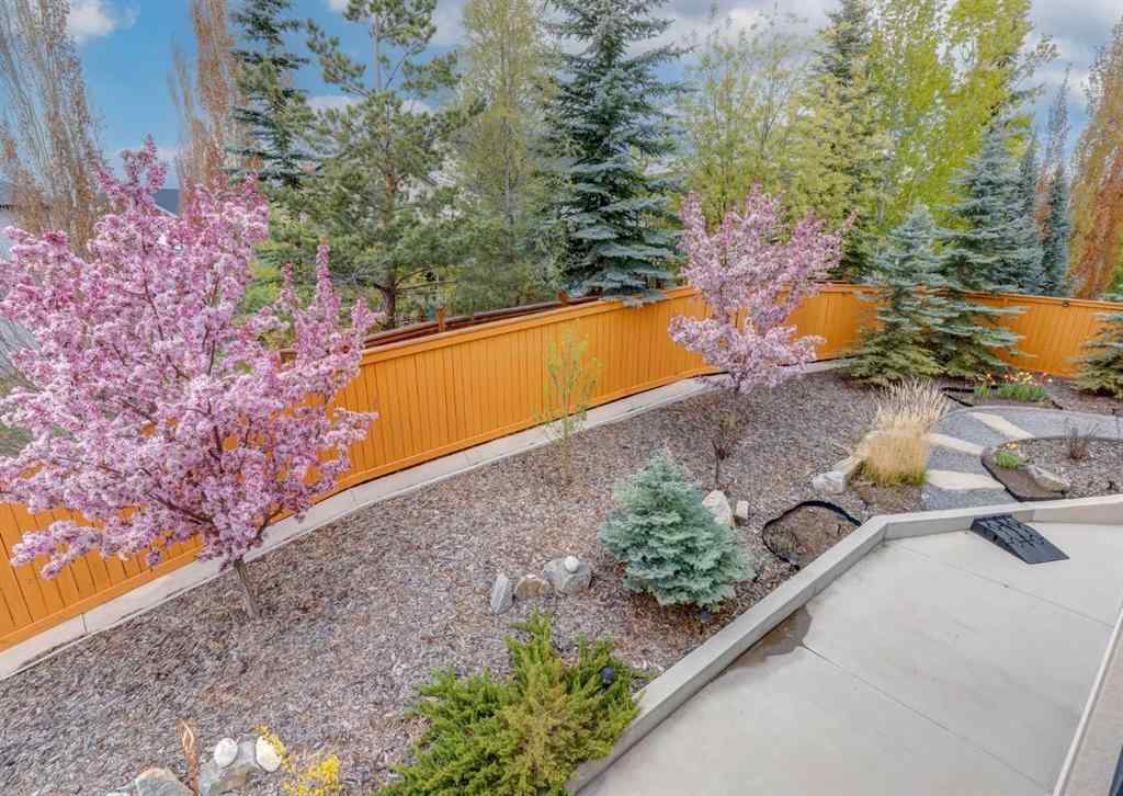 MLS® A2248548 - 72 Rockcliff Grove NW in Rocky Ridge Calgary, Residential