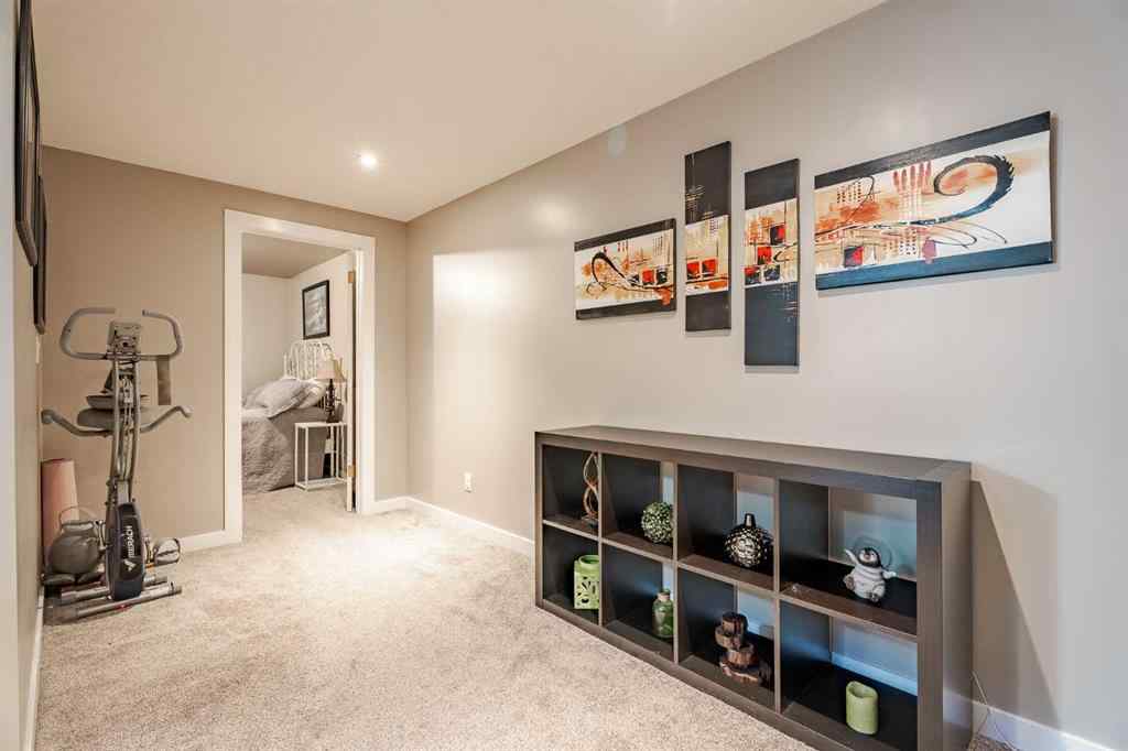 MLS® A2248556 - 6127 4 Street NE in Thorncliffe Calgary, Residential