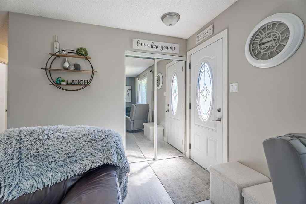 MLS® A2248556 - 6127 4 Street NE in Thorncliffe Calgary, Residential