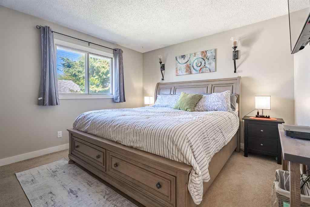 MLS® A2248556 - 6127 4 Street NE in Thorncliffe Calgary, Residential