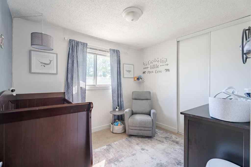 MLS® A2248556 - 6127 4 Street NE in Thorncliffe Calgary, Residential