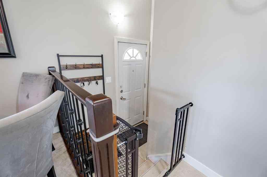 MLS® A2248556 - 6127 4 Street NE in Thorncliffe Calgary, Residential