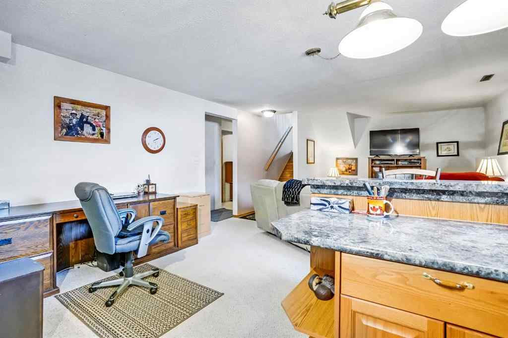 MLS® A2248559 - 19 Everglade Drive SE in Edgewater Airdrie, Residential