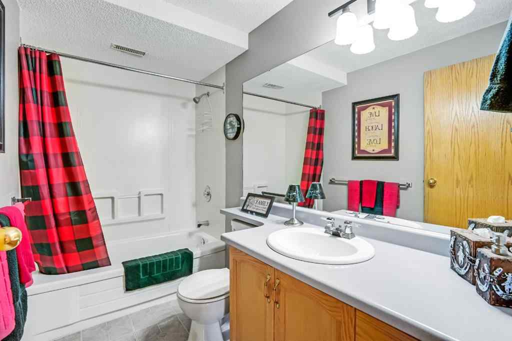MLS® A2248559 - 19 Everglade Drive SE in Edgewater Airdrie, Residential