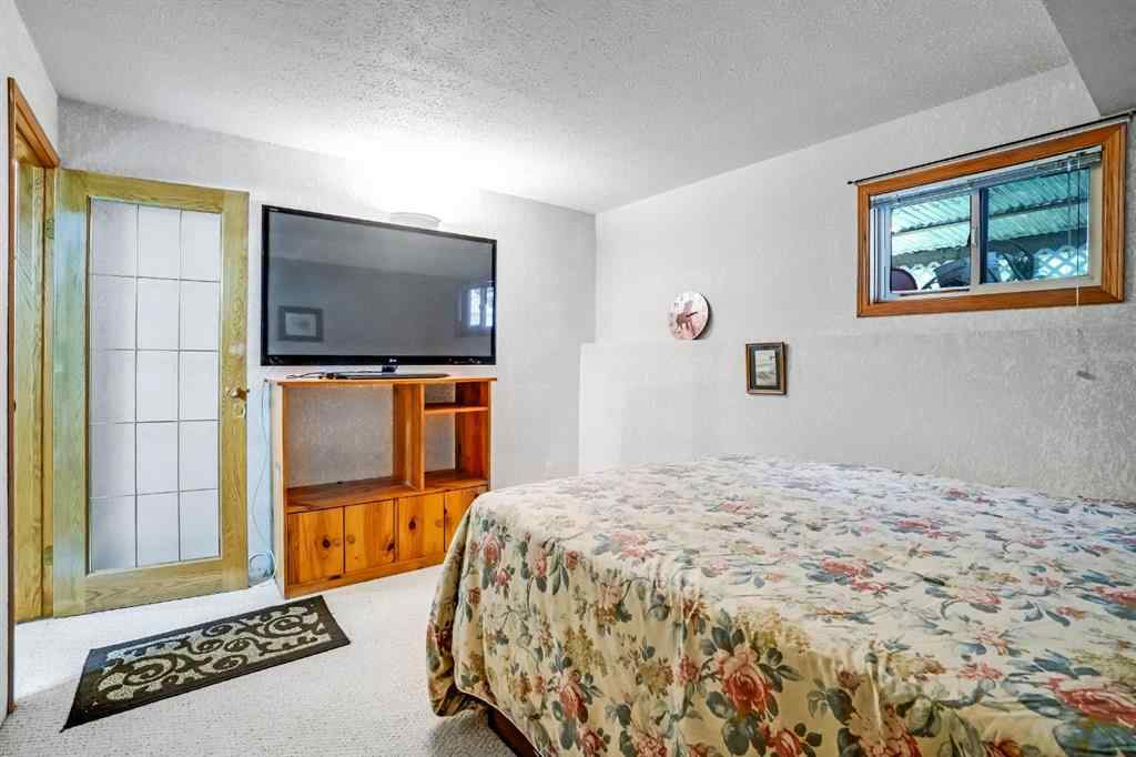 MLS® A2248559 - 19 Everglade Drive SE in Edgewater Airdrie, Residential