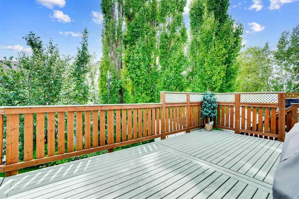 MLS® A2248559 - 19 Everglade Drive SE in Edgewater Airdrie, Residential