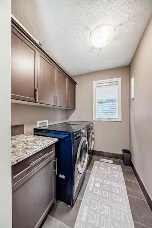 MLS® A2248561 - 2695 Ravenslea Gardens SE in NONE Airdrie, Residential