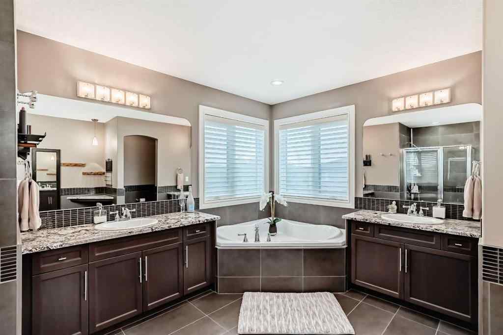 MLS® A2248561 - 2695 Ravenslea Gardens SE in NONE Airdrie, Residential