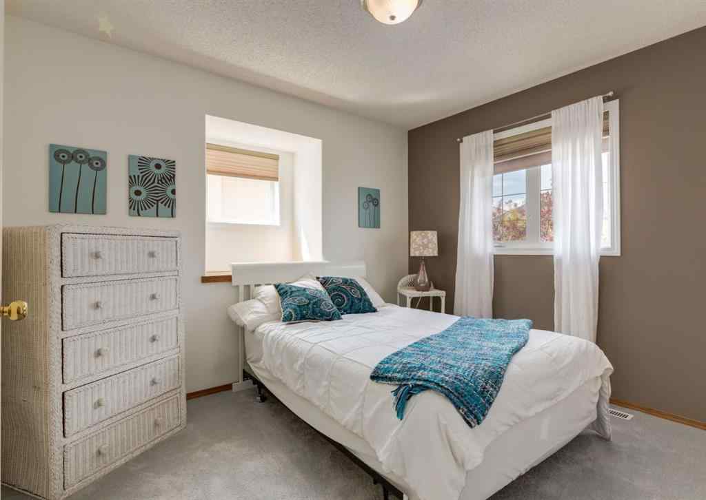 MLS® A2248562 - 37 Hampstead Gardens NW in Hamptons Calgary, Residential