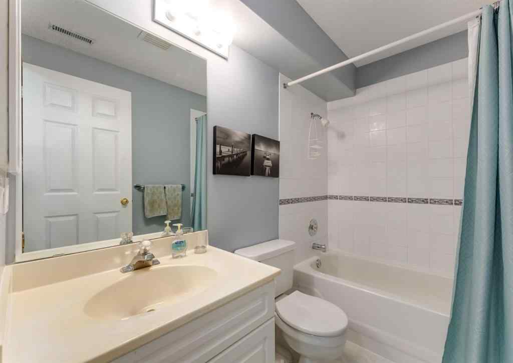 MLS® A2248562 - 37 Hampstead Gardens NW in Hamptons Calgary, Residential
