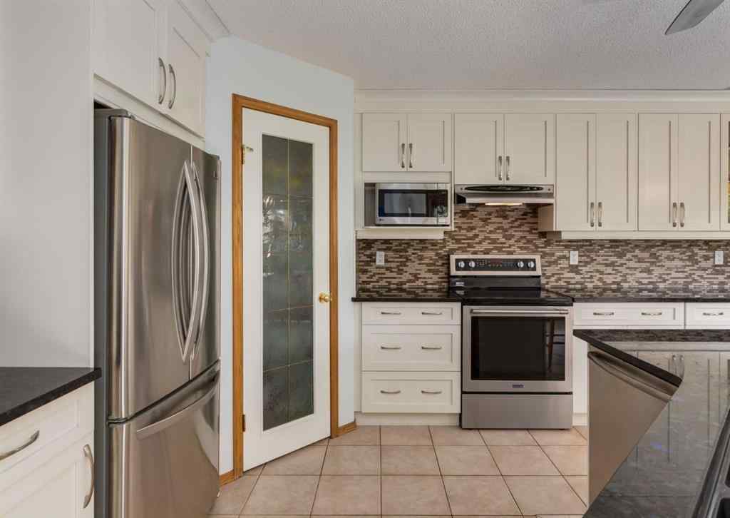 MLS® A2248562 - 37 Hampstead Gardens NW in Hamptons Calgary, Residential