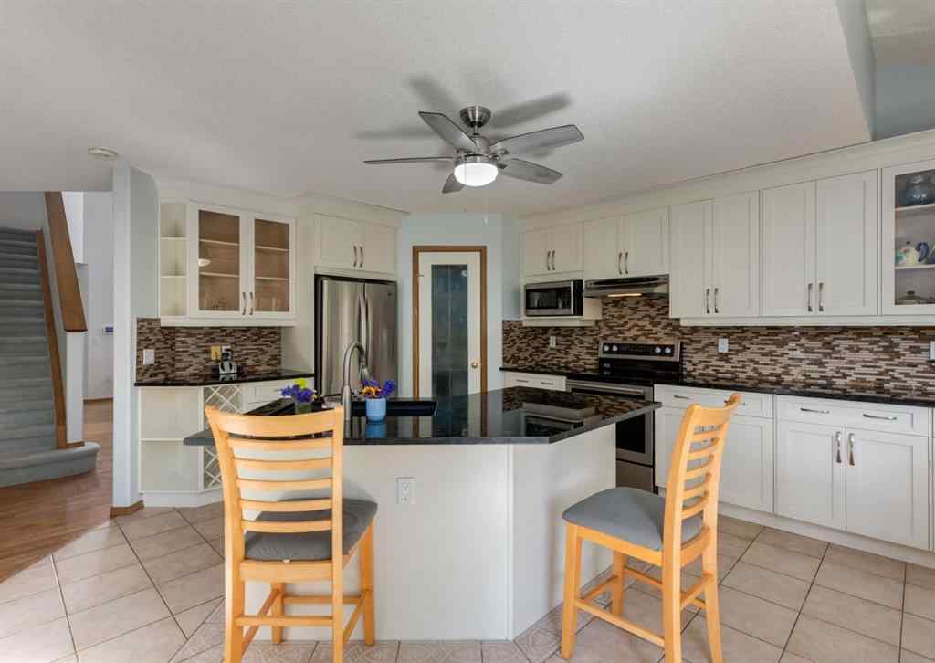 MLS® A2248562 - 37 Hampstead Gardens NW in Hamptons Calgary, Residential
