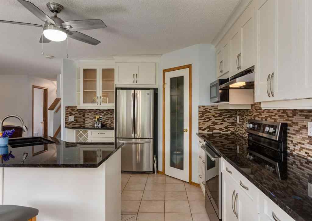 MLS® A2248562 - 37 Hampstead Gardens NW in Hamptons Calgary, Residential