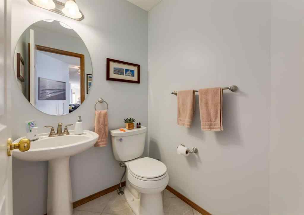 MLS® A2248562 - 37 Hampstead Gardens NW in Hamptons Calgary, Residential