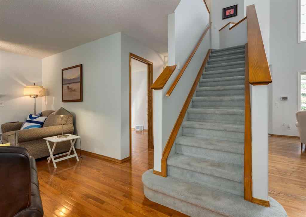 MLS® A2248562 - 37 Hampstead Gardens NW in Hamptons Calgary, Residential
