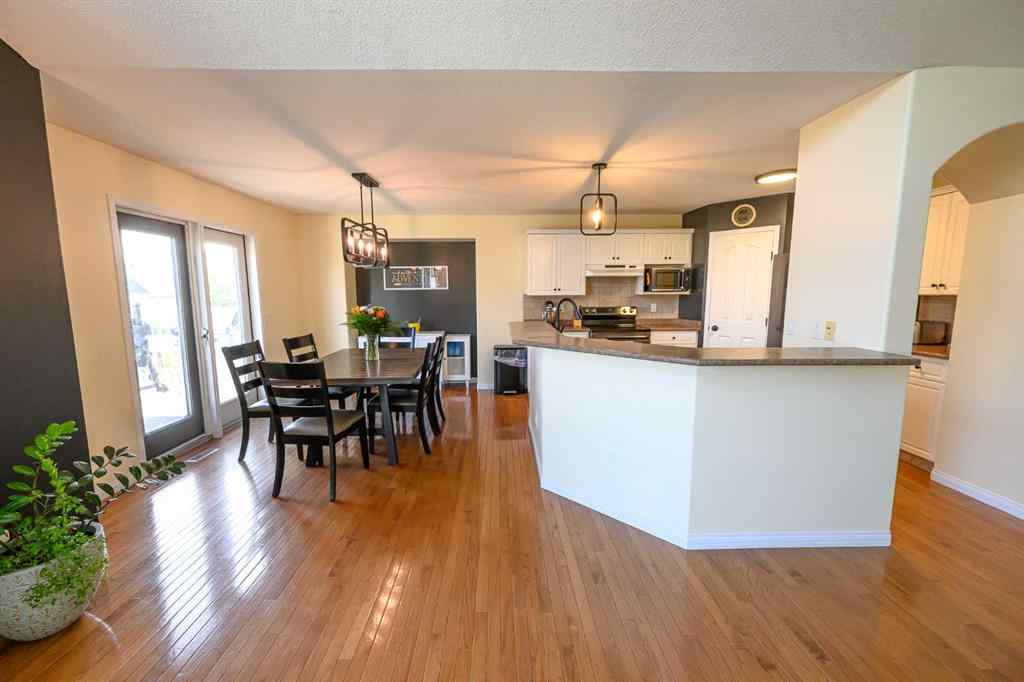 MLS® A2248568 - 8906 124 Avenue  in Crystal Lake Estates Grande Prairie, Residential
