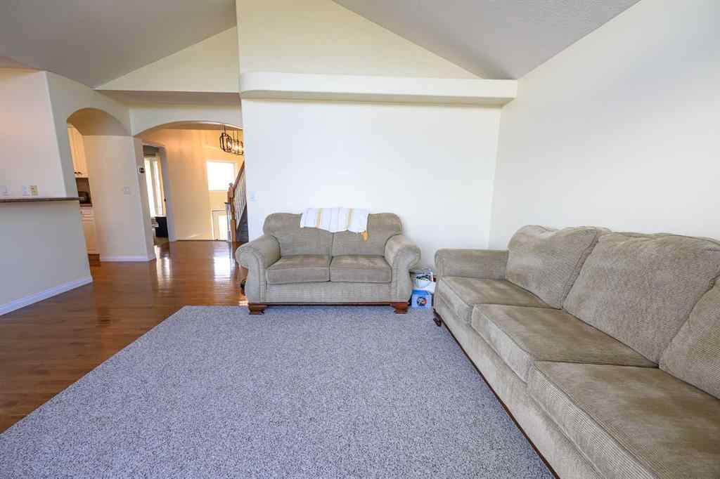 MLS® A2248568 - 8906 124 Avenue  in Crystal Lake Estates Grande Prairie, Residential
