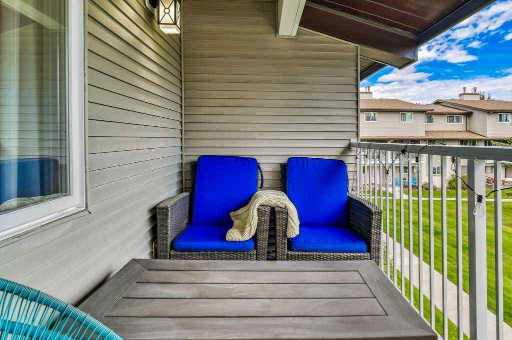 MLS® A2248569 - Unit #525 200 Brookpark Drive SW in Braeside Calgary, Residential