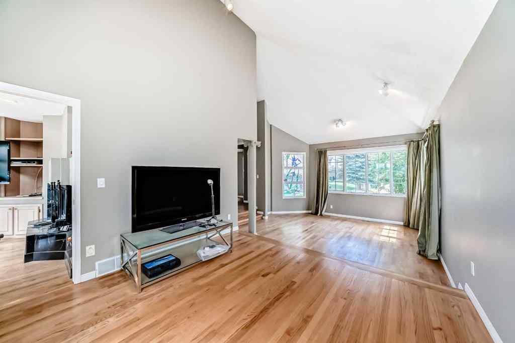 MLS® A2248573 - 145 Edgeview Road NW in Edgemont Calgary, Residential