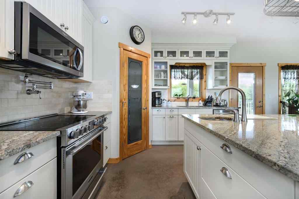 MLS® A2248584 - 38139 Range Road 265   in NONE Rural Red Deer County, Residential