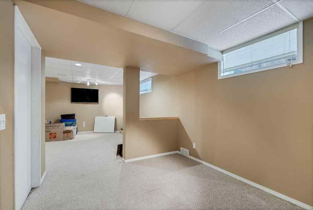 MLS® A2248593 - 31 Inverness Grove SE in McKenzie Towne Calgary, Residential