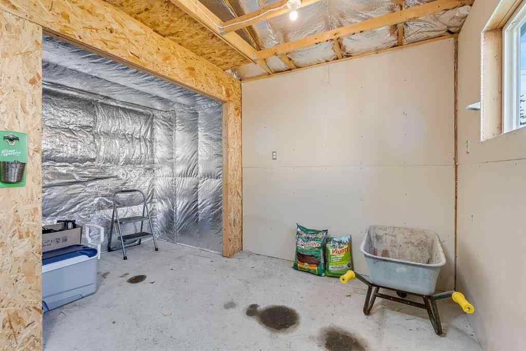 MLS® A2248593 - 31 Inverness Grove SE in McKenzie Towne Calgary, Residential