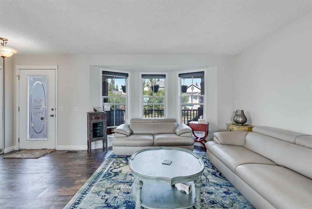 MLS® A2248593 - 31 Inverness Grove SE in McKenzie Towne Calgary, Residential
