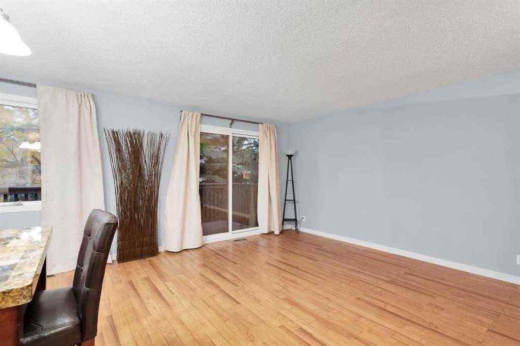 MLS® A2248595 - 115 Storybook Terrace NW in Ranchlands Calgary, Residential