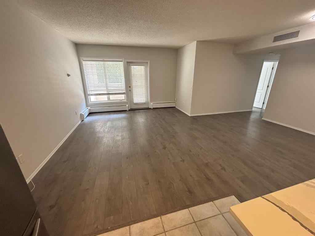 MLS® A2248598 - Unit #205 114 15 Avenue SW in Beltline Calgary, Residential