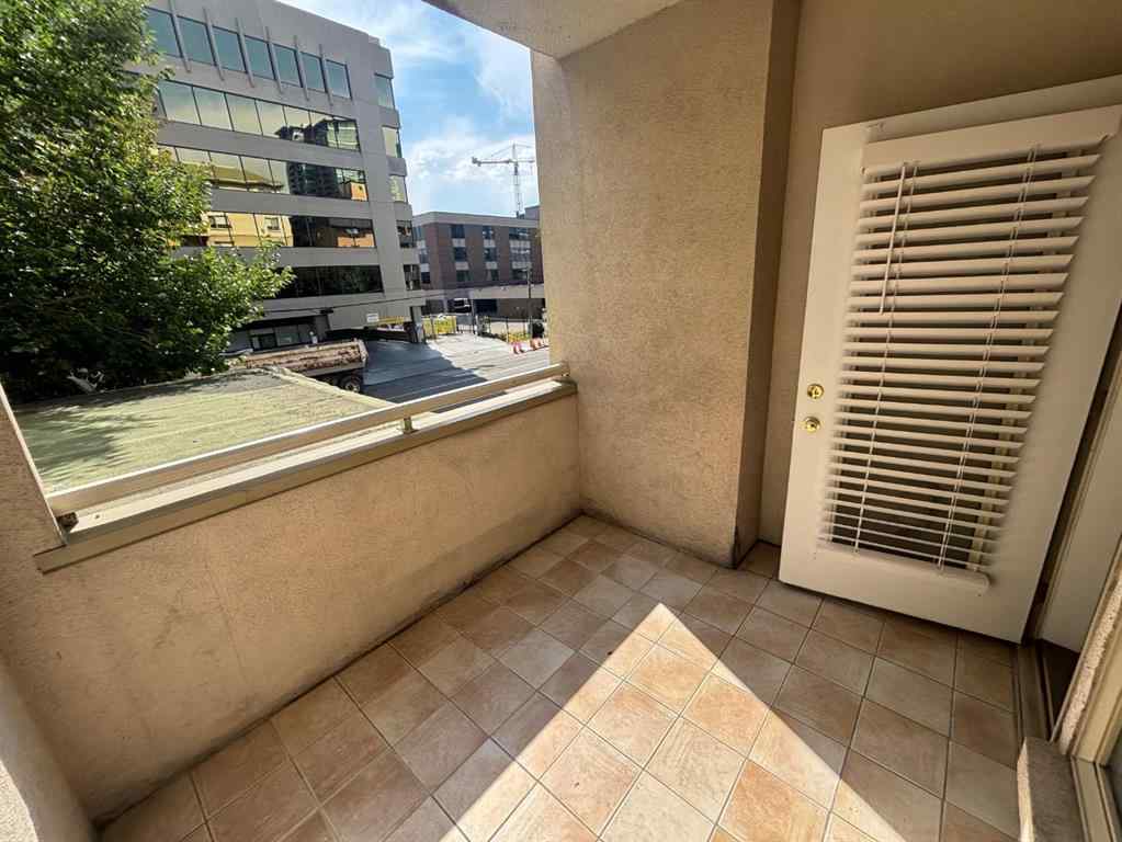 MLS® A2248598 - Unit #205 114 15 Avenue SW in Beltline Calgary, Residential