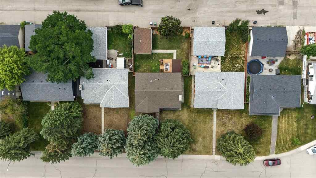 MLS® A2248606 - 10219 Maple Brook Place SE in Maple Ridge Calgary, Residential