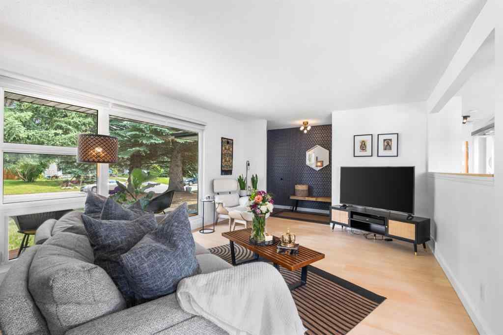 MLS® A2248606 - 10219 Maple Brook Place SE in Maple Ridge Calgary, Residential