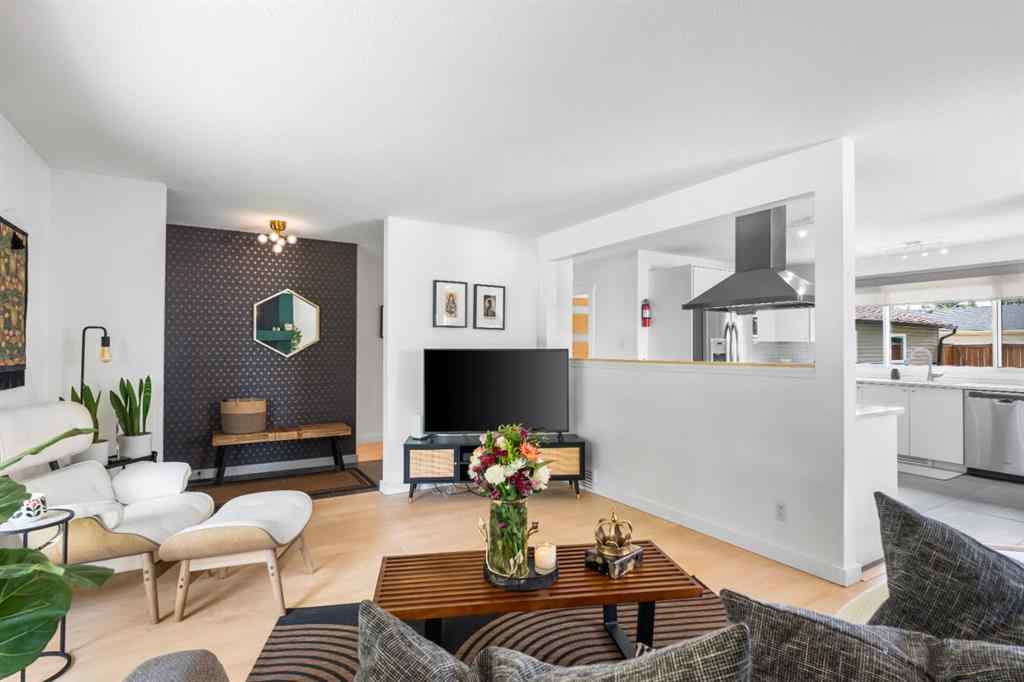 MLS® A2248606 - 10219 Maple Brook Place SE in Maple Ridge Calgary, Residential