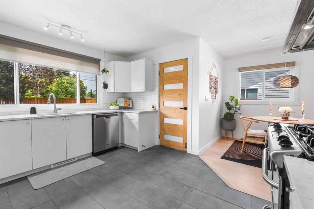 MLS® A2248606 - 10219 Maple Brook Place SE in Maple Ridge Calgary, Residential