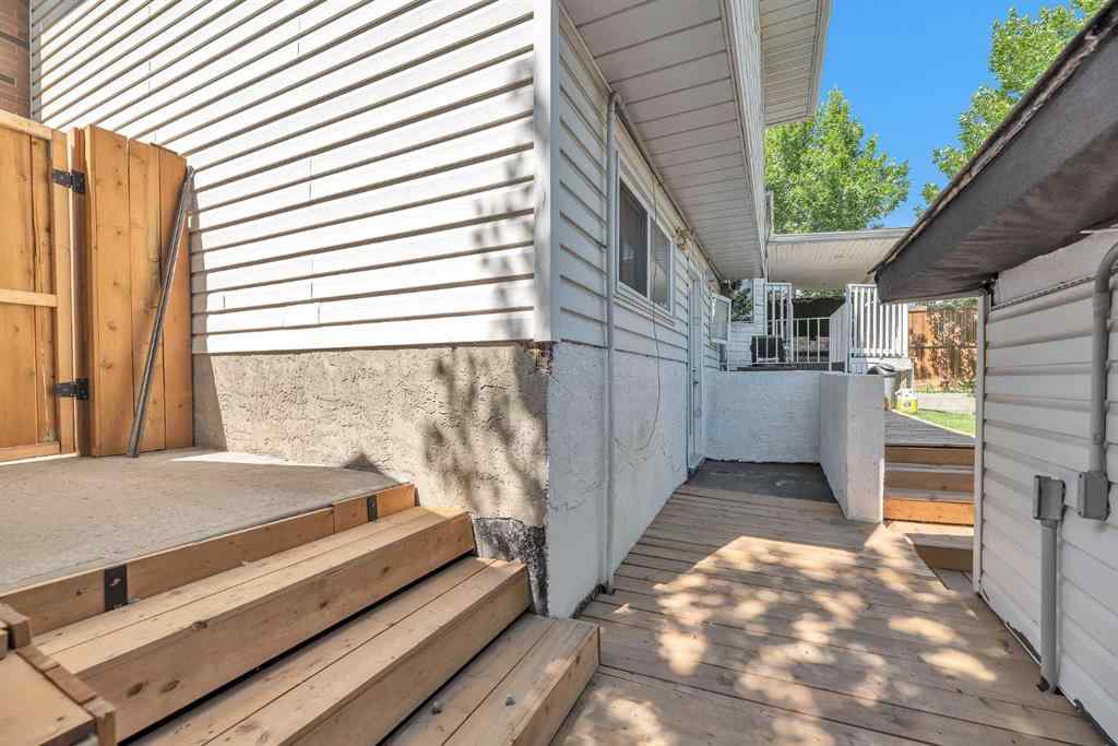 MLS® A2248608 - 39 Templeridge Bay NE in Temple Calgary, Residential